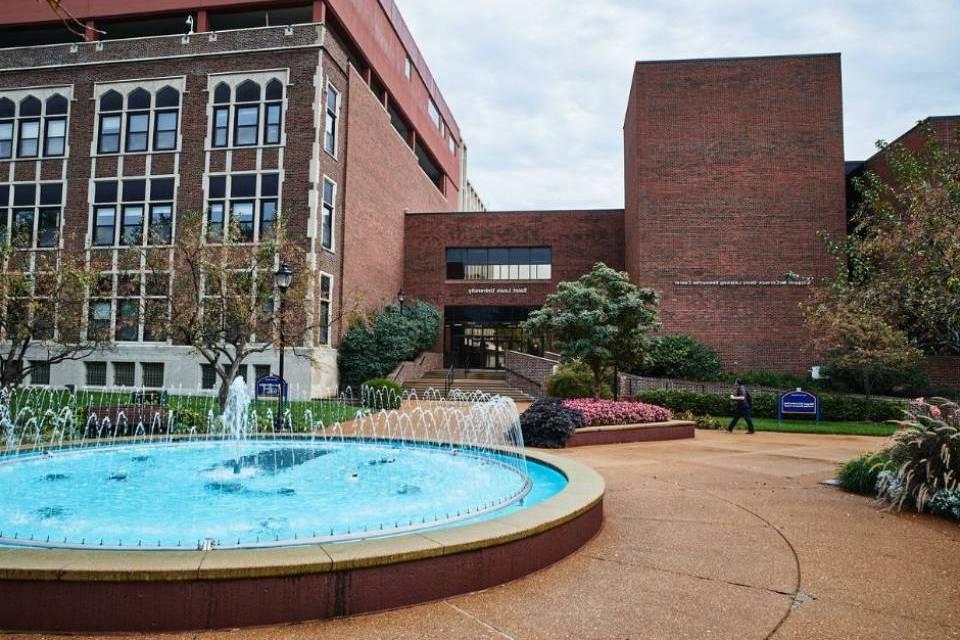 School of Medcine building and fountain